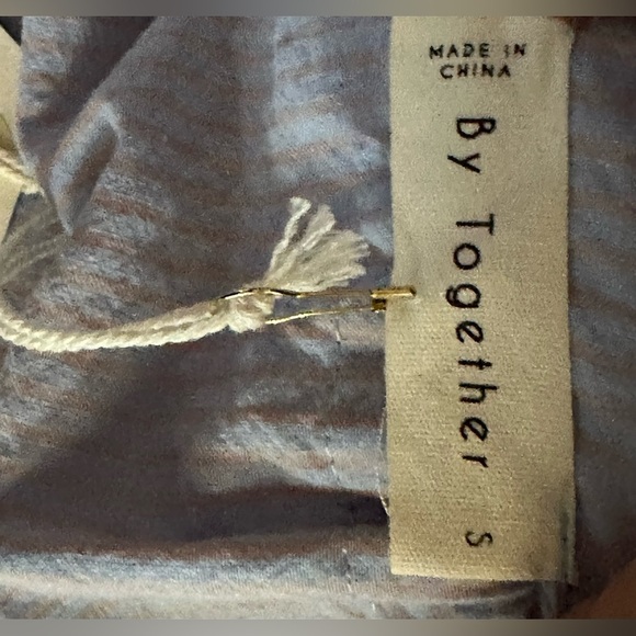 By Together Blue Women's Top ☀️🌴 - Picture 5 of 10